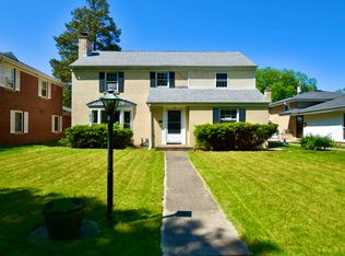 4438 Concord Ln, Skokie, IL 60076