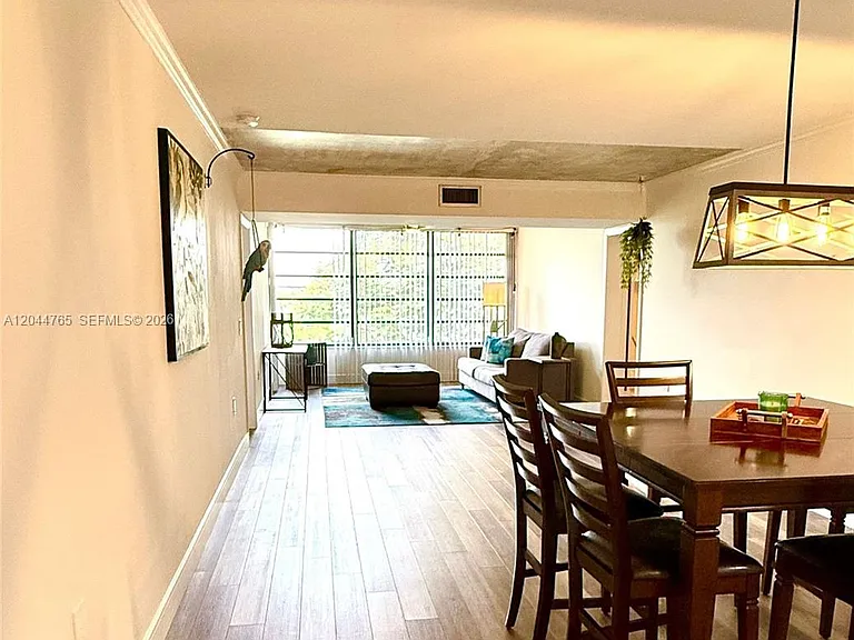 1705 Whitehall Dr #403 — Photo 8