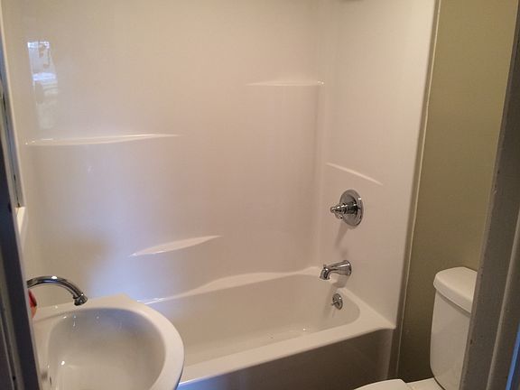 2nd image of 845 5th Ave