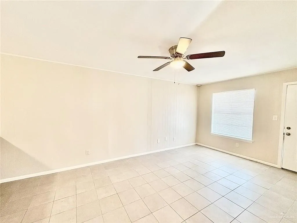 2 bed, 1.0 bath, 783 sqft, $675 — Photo 4