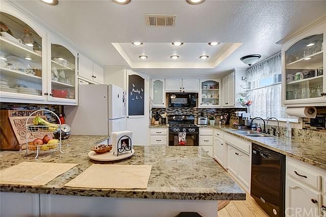 1st image of 26566 Corona Dr
