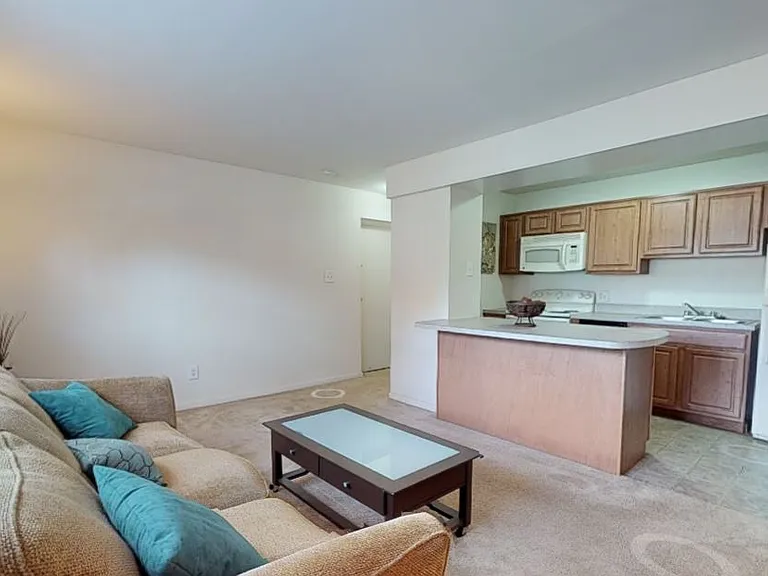 Abbey Walk Apartments — Photo 9
