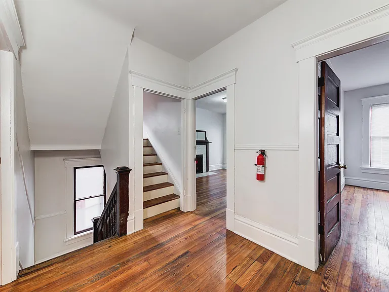 324 Buttles Ave — Photo 32