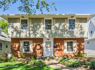 4450 Wilson Ave, Downers Grove, IL 60515