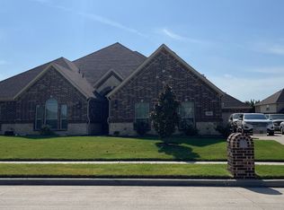 706 Sierra Ave, Mansfield, TX 76063