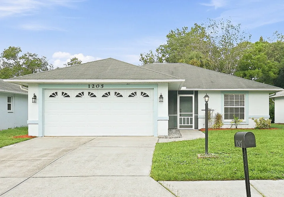 1205 Oak Trace Dr