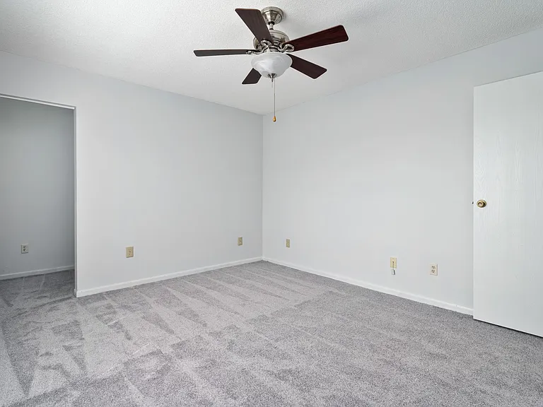 1697 Jupiter Ave — Photo 19