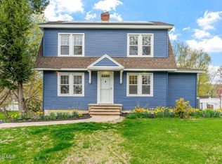 285 Whiteview Rd, Wynantskill, NY 12198