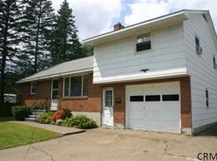 529 Manchester Rd, Schenectady, NY 12304