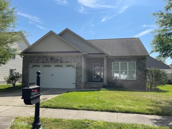 2108 Tulls Cove Road, Winterville, NC 28590