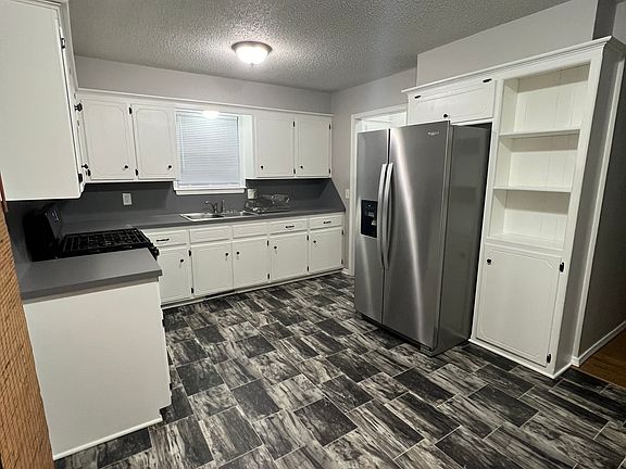 4th image of 13909 N Everest Ave