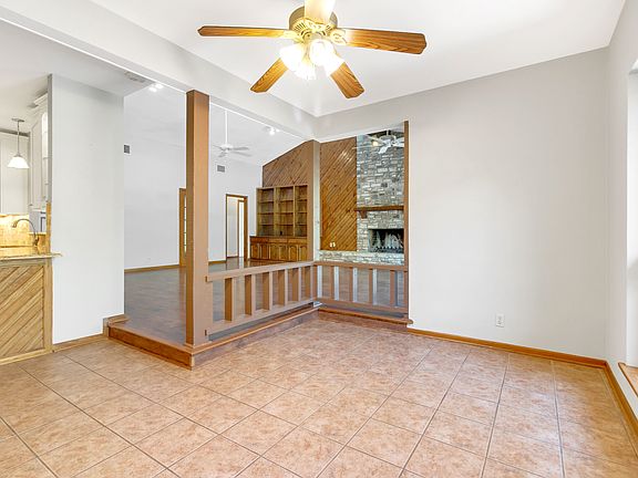 3rd image of 28328 Leslie Pfeiffer Dr