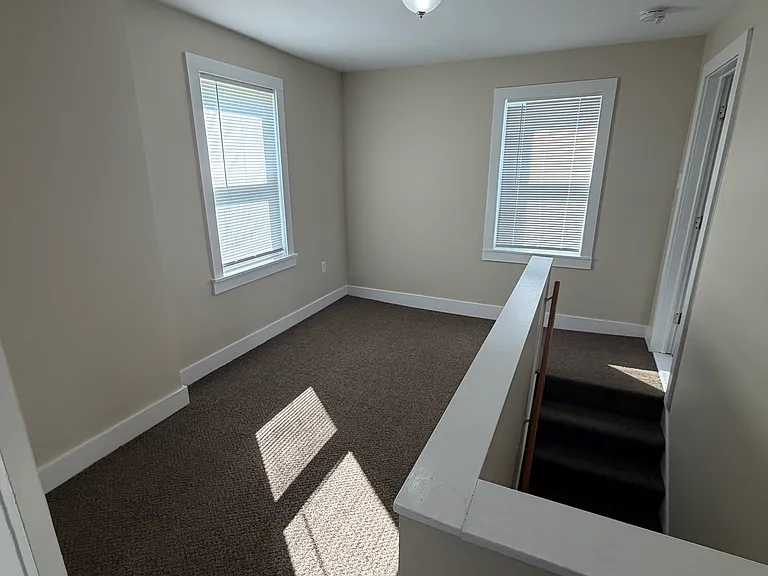 18-20 Old Main St #18.5 — Photo 7