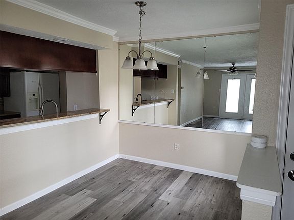 5th image of 1516 Bay Area Blvd #2