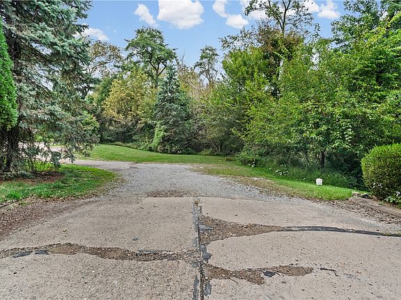 3rd image of 119-130 Parise Rd