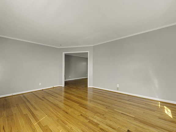 2nd image of 5064 Chesapeake Rd