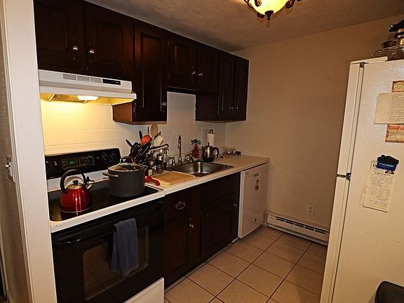 5th image of 247 Washington Ave APT 14