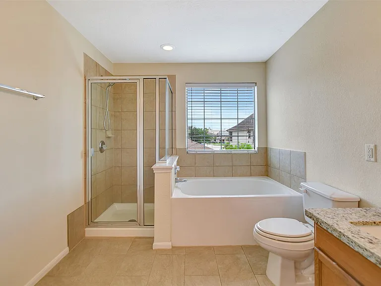 29198 Legends Green Dr — Photo 32