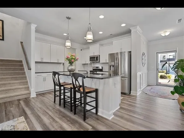 29 Finley Ridge Way, Greensboro, NC 27455
