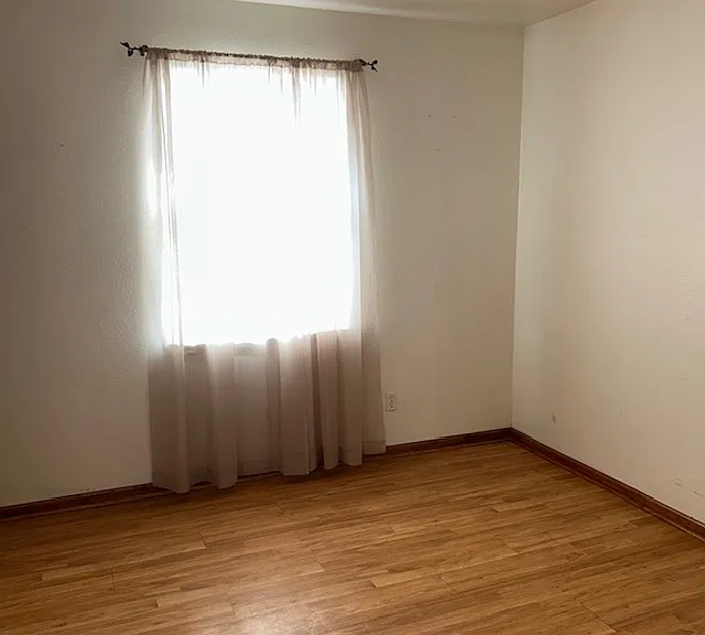 3110 Eastland Ave — Photo 2