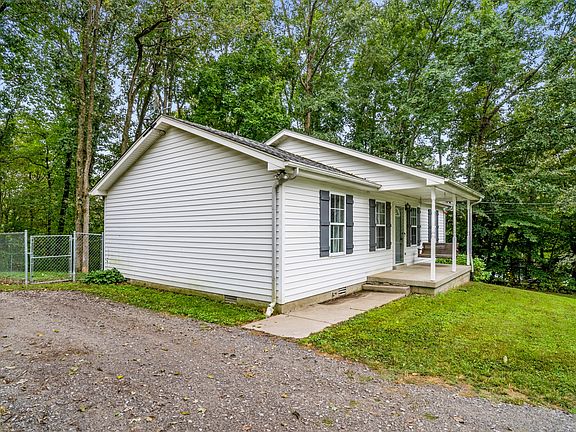 4th image of 1044 William Glen Rd