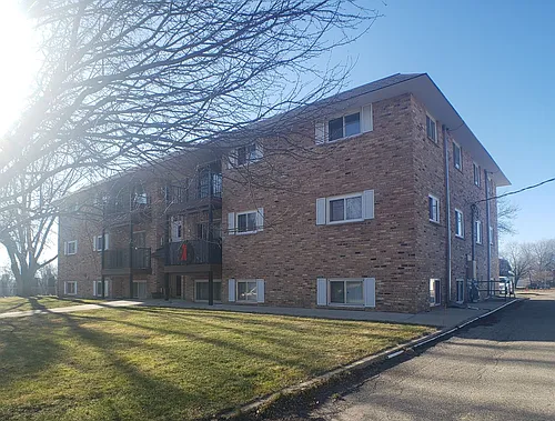 2 Bedroom 1 Bath in Owatonna Photo 1
