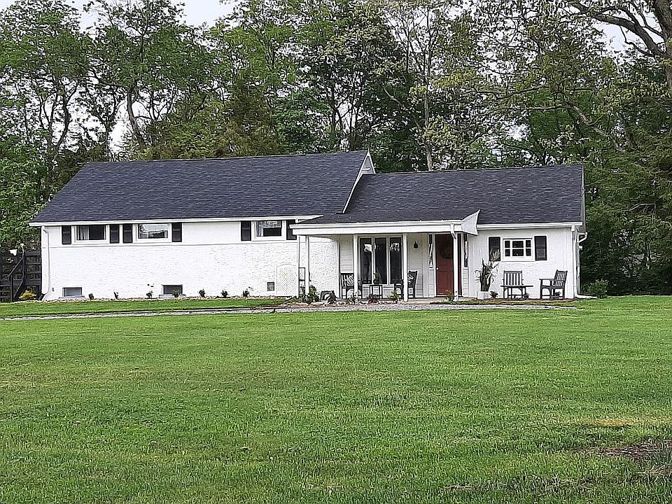 Ranch multilevel home