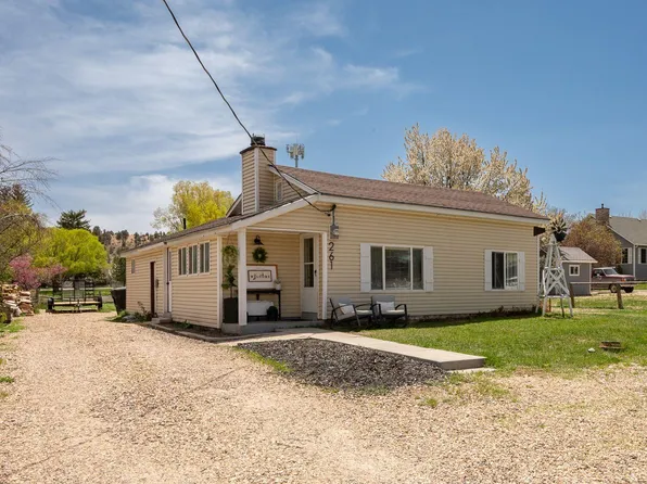261 W Bryce Way, Tropic, UT 84776