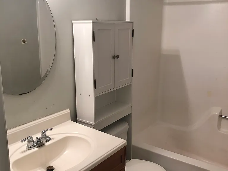 105 Julia St — Photo 13