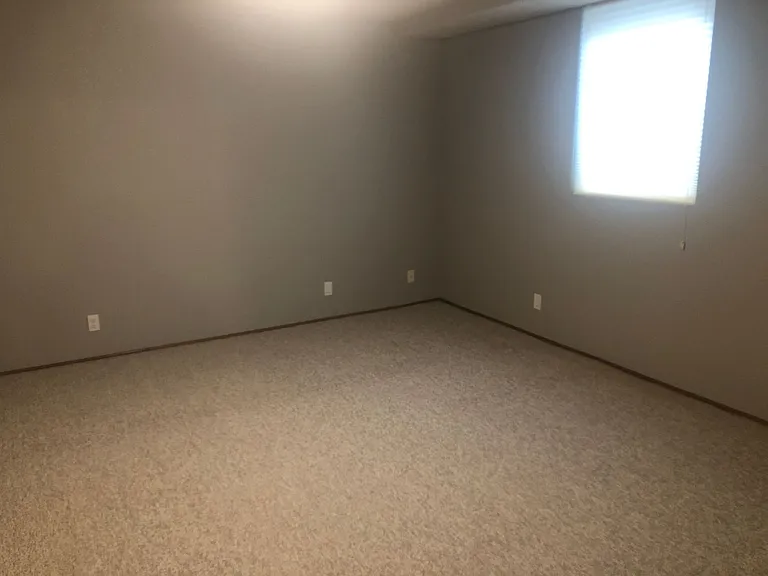1417 W Charles St — Photo 10