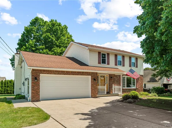 5541 Rogers Rd, Hamburg, NY 14075