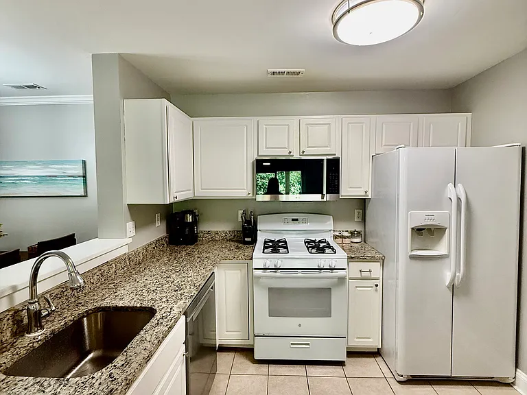 18825 Sparkling Water Dr — Photo 16