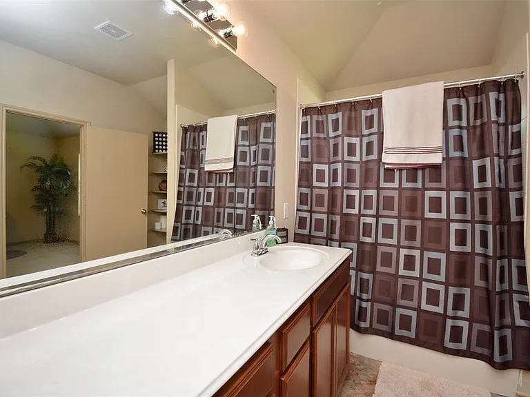 20410 Shiloh Mist Ln — Photo 18