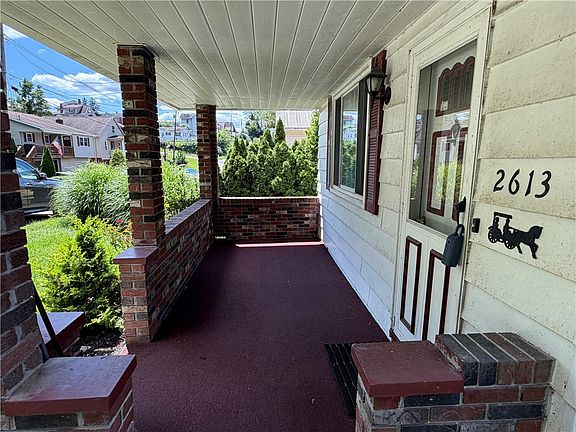 3rd image of 2613 Portland St