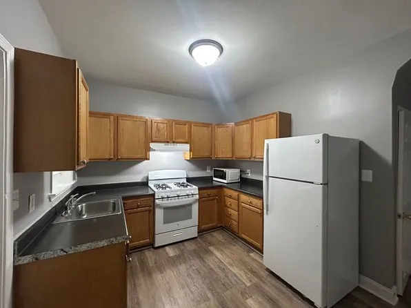 2599 Denison St, Baltimore, MD 21216