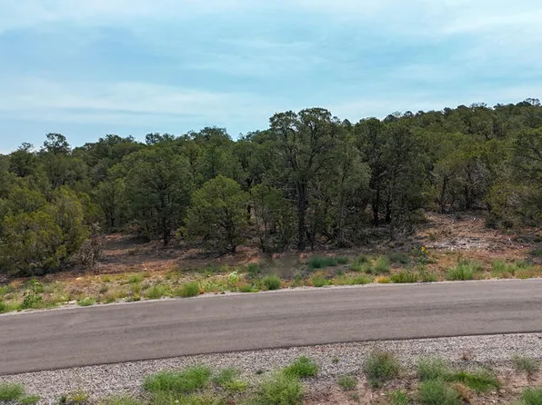 7 Magnify Ct, Tijeras, NM 87059