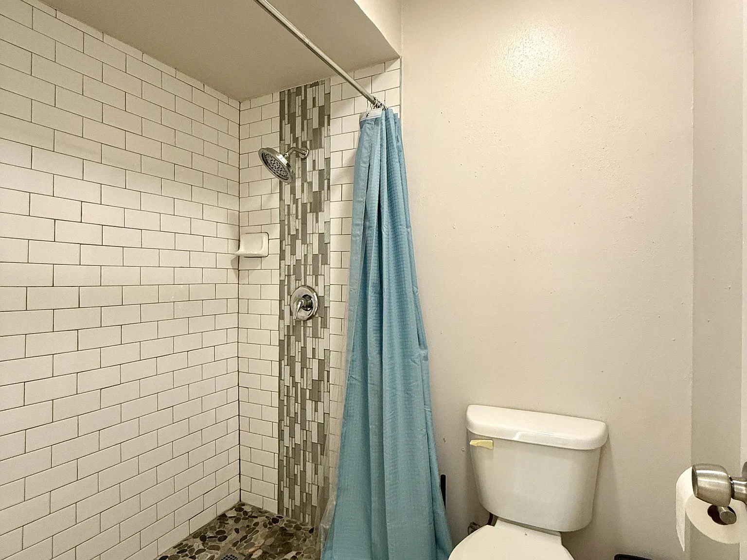 4 bed, 2.0 bath, 1539 sqft, $654 — Photo 4