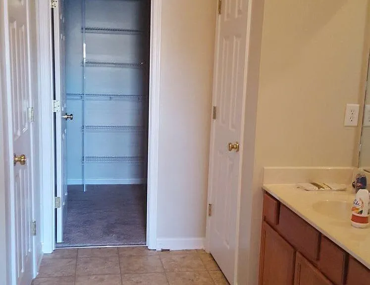 5603 Collington Ct — Photo 37