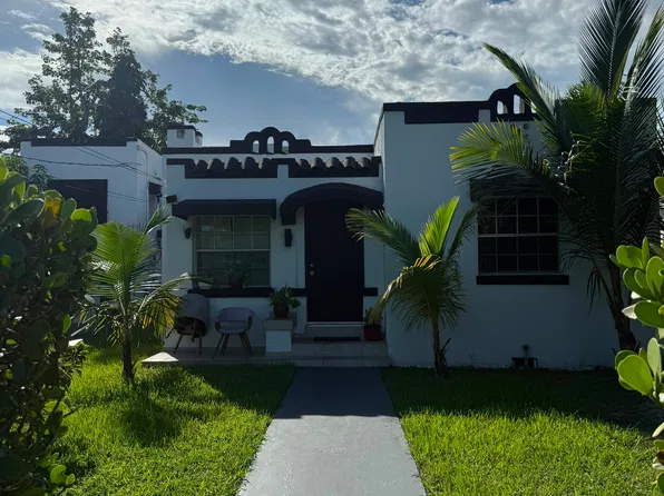 330 NW 25th Ave #4, Miami, FL 33125