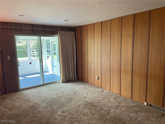 5th image of 1008 Meadview Dr