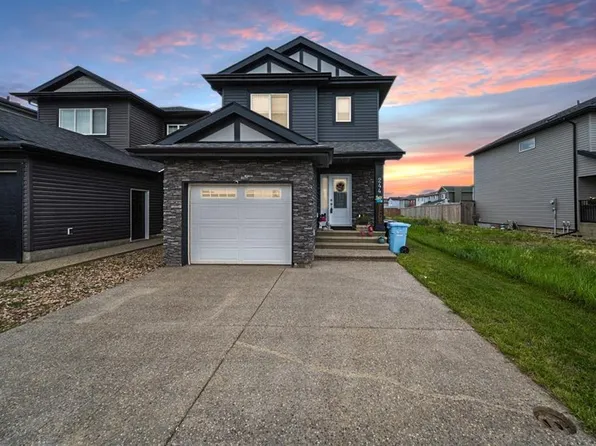 244 S Athabasca Ave, Wood Buffalo, AB T9J 1G6
