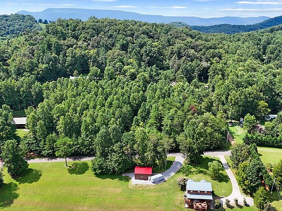 3rd image of 4 Peachie Way Lot 4