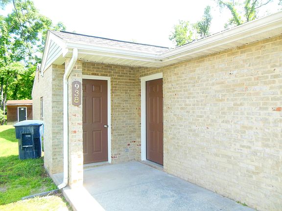 3rd image of 938 Kyle Ave NE