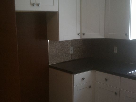 3rd image of 1015 Underwood Ave SE