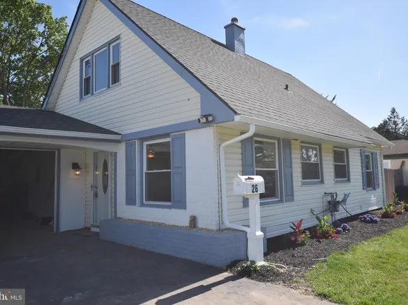 26 Southampton Dr, Willingboro, NJ 08046