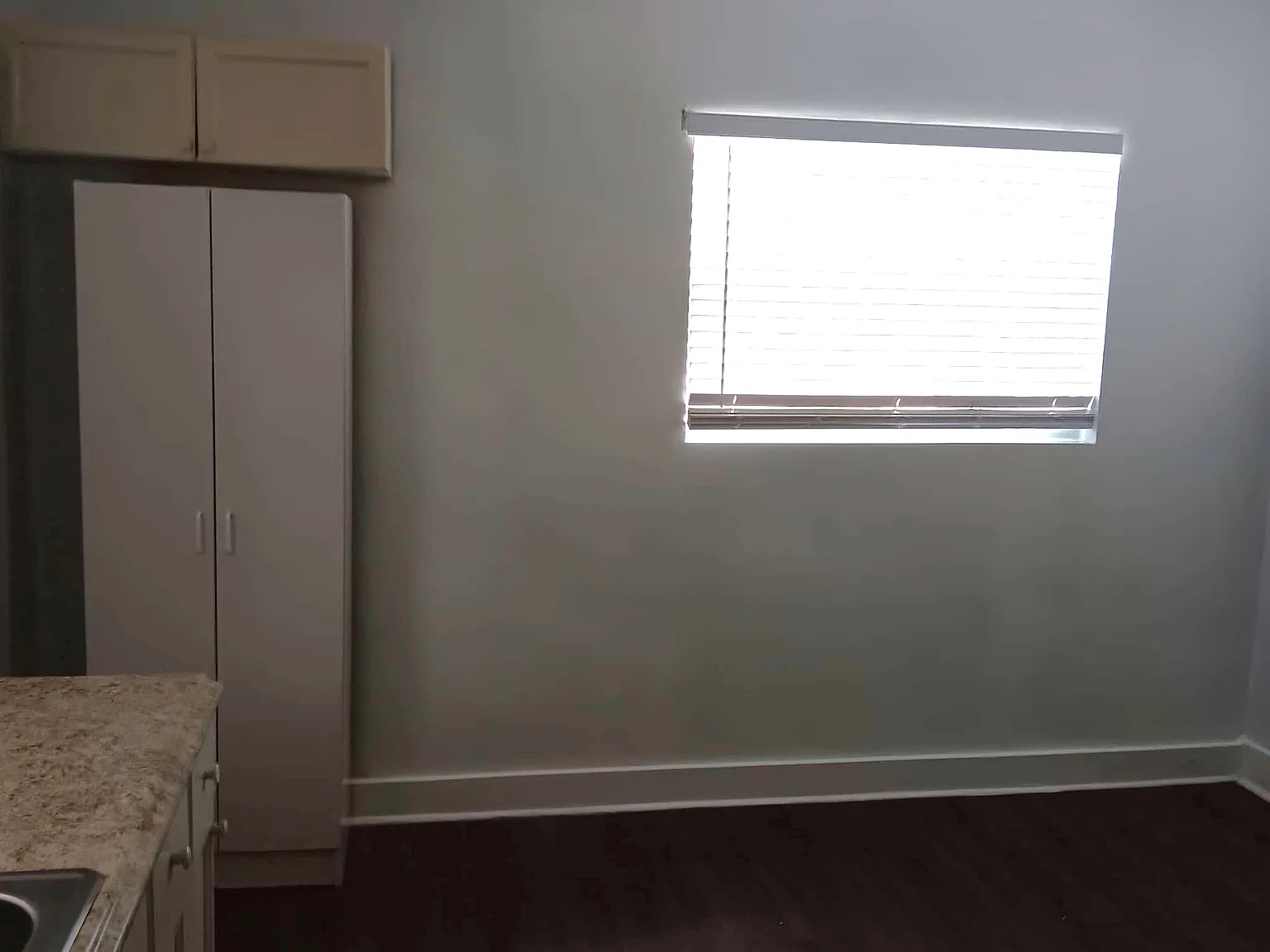 2 bed, 710 sqft, $1,000 — Photo 4