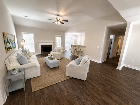 217 Stillwater Dr, Statesboro, GA 30461