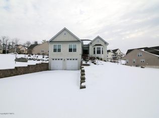 3156 Pine Valley Way, East Stroudsburg, PA 18302