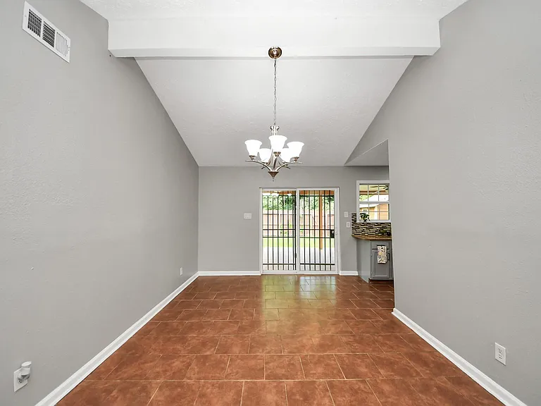 12623 Fern Forest Dr — Photo 6