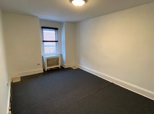 21-76 29th St #3, Astoria, NY 11105